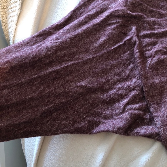 Maroon pullover - Picture 4 of 5